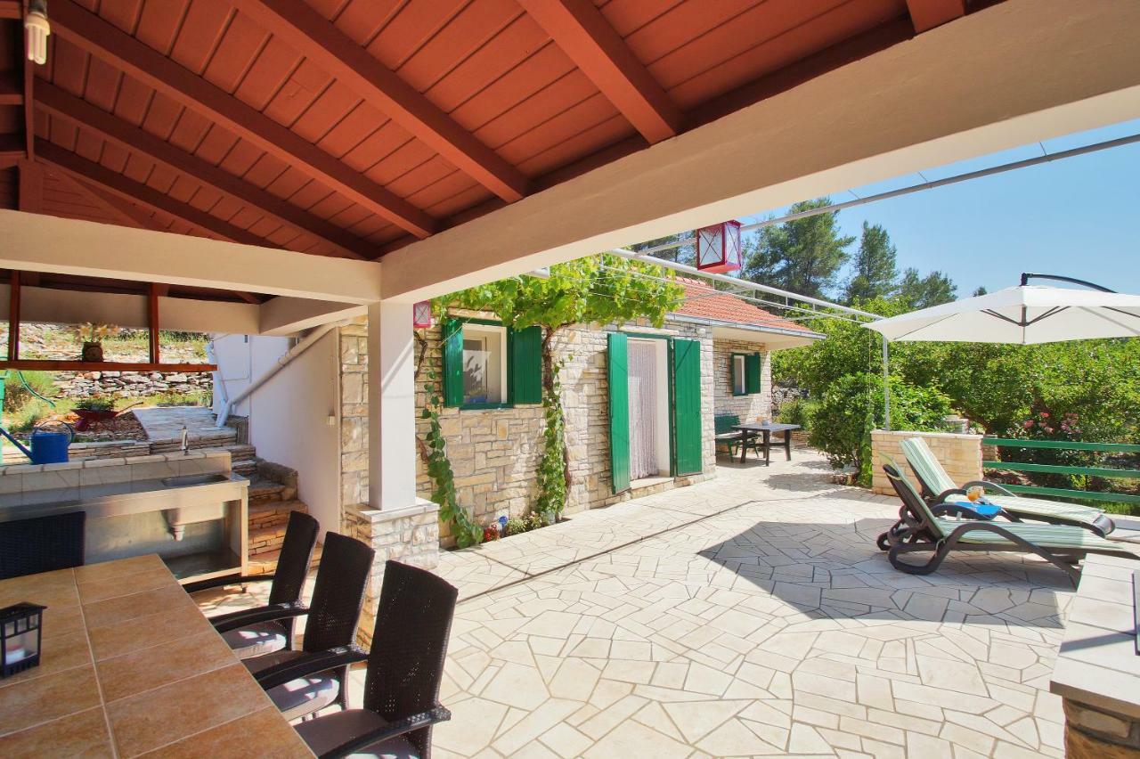 Holiday Home Liberan Vela Luka Kültér fotó